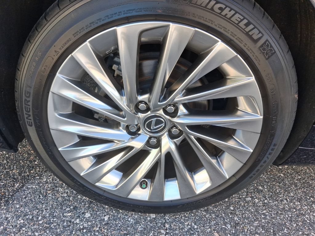 Used 2019 Lexus ES 350 Ultra Luxury w/ Accessory Package 2 FWD image 15