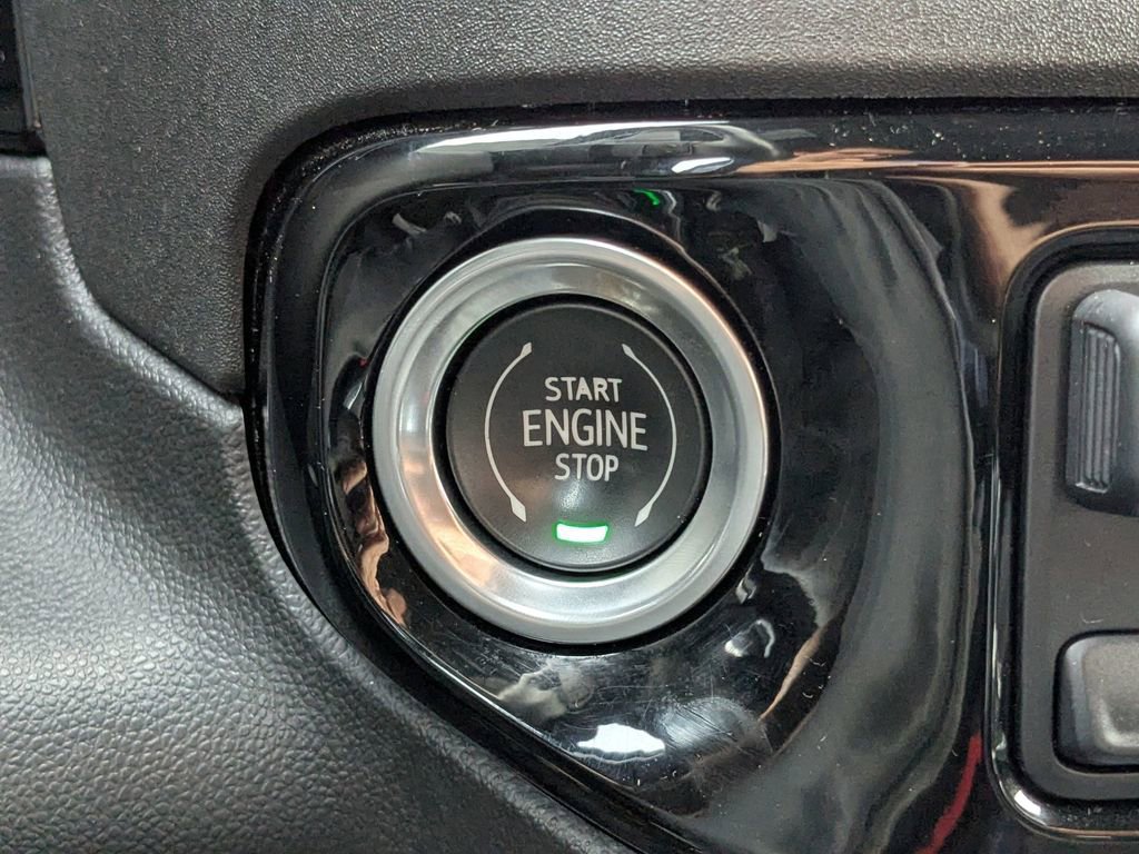 Used 2022 Chevrolet Silverado 1500 LT Trail Boss image 26