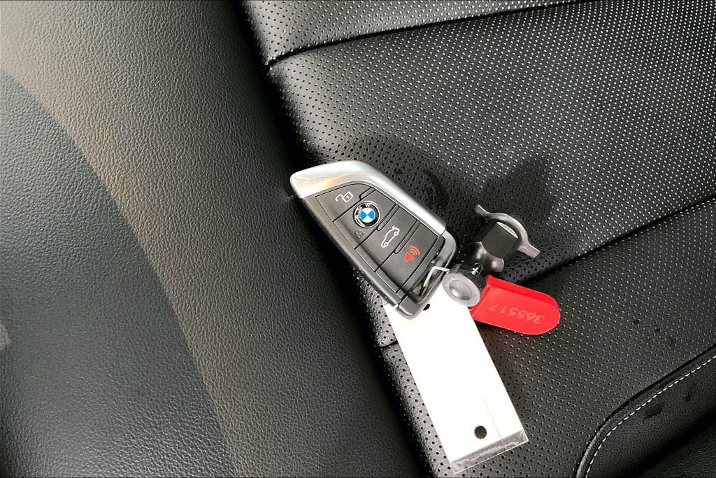 Used 2023 BMW X3 M40i w/ Premium Package image 10
