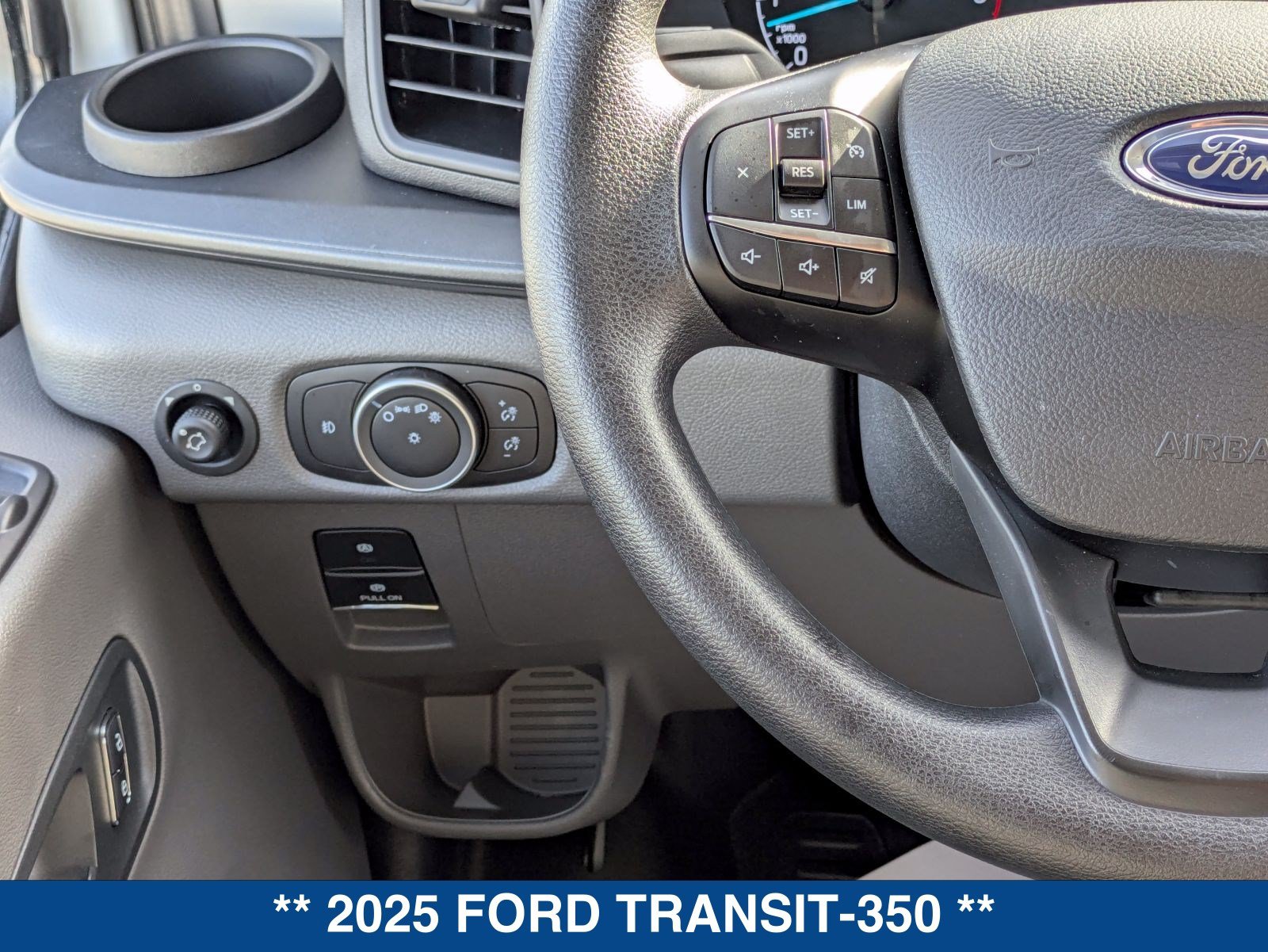 New 2025 Ford Transit 350 w/ Interior Upgrade Package RWD image 22