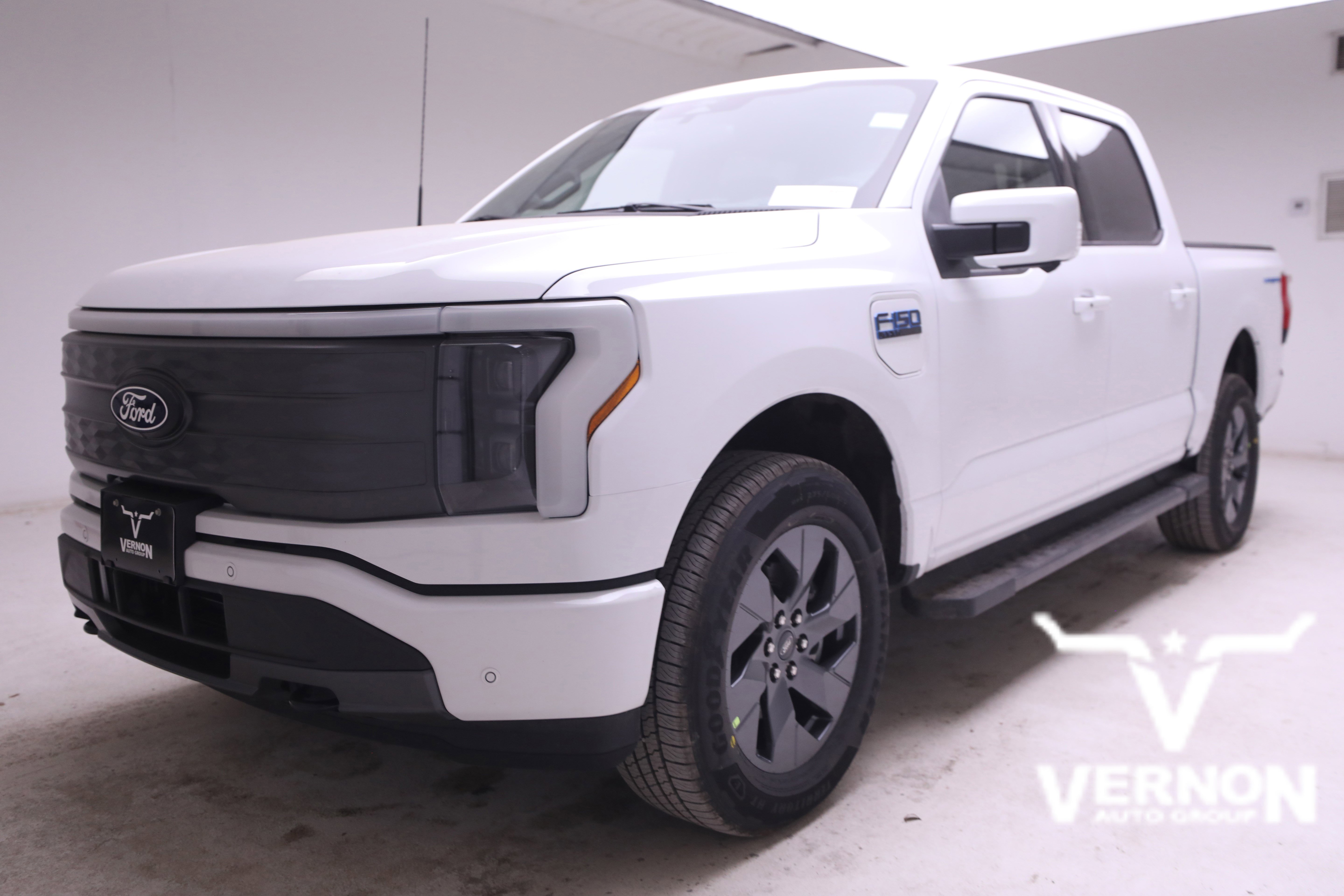 New 2025 Ford F150 Lightning Lariat