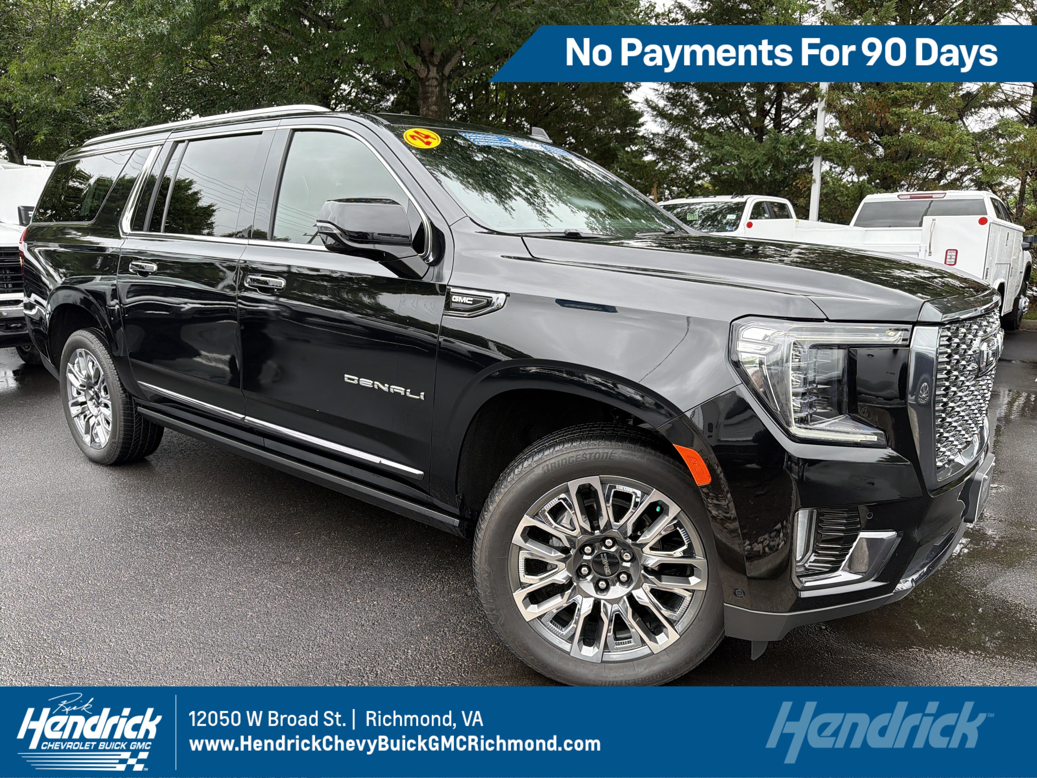 Used 2024 GMC Yukon XL Denali Ultimate AWD/4WD image 1