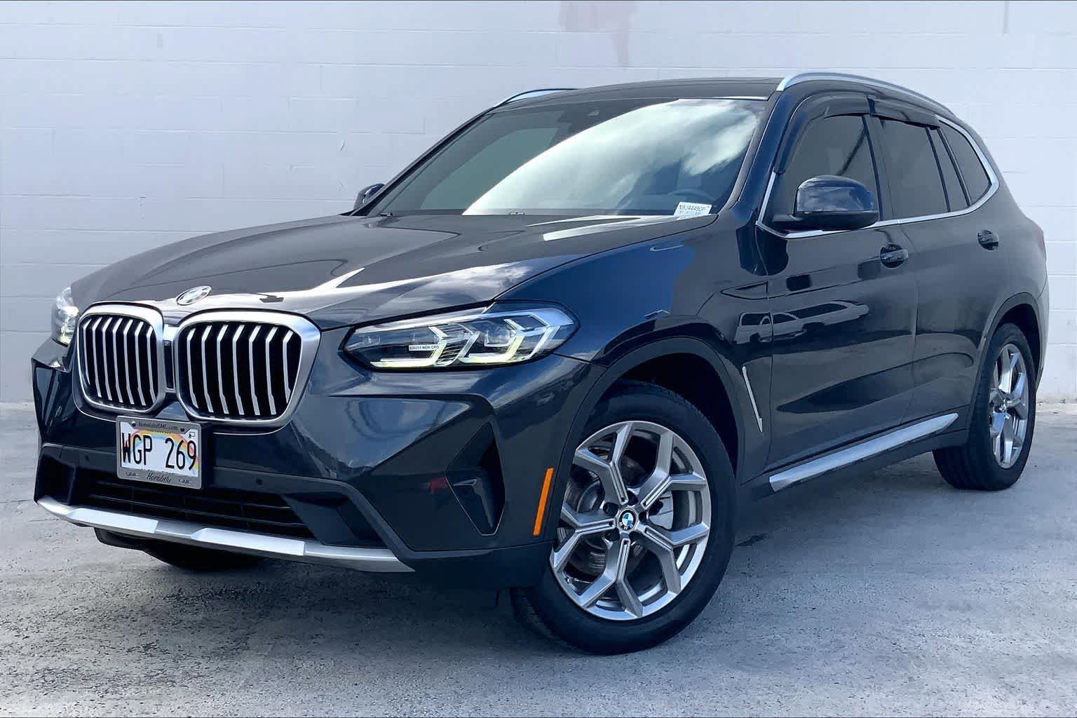 Used 2022 BMW X3 xDrive30i w/ Premium Package AWD/4WD image 1