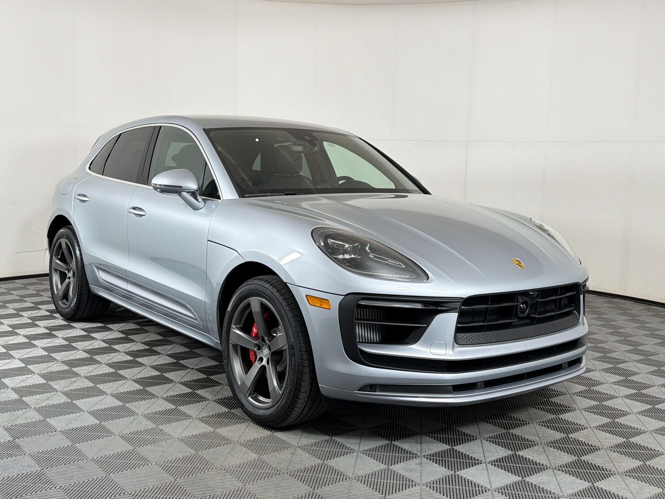New 2026 Porsche Macan S AWD/4WD image 8