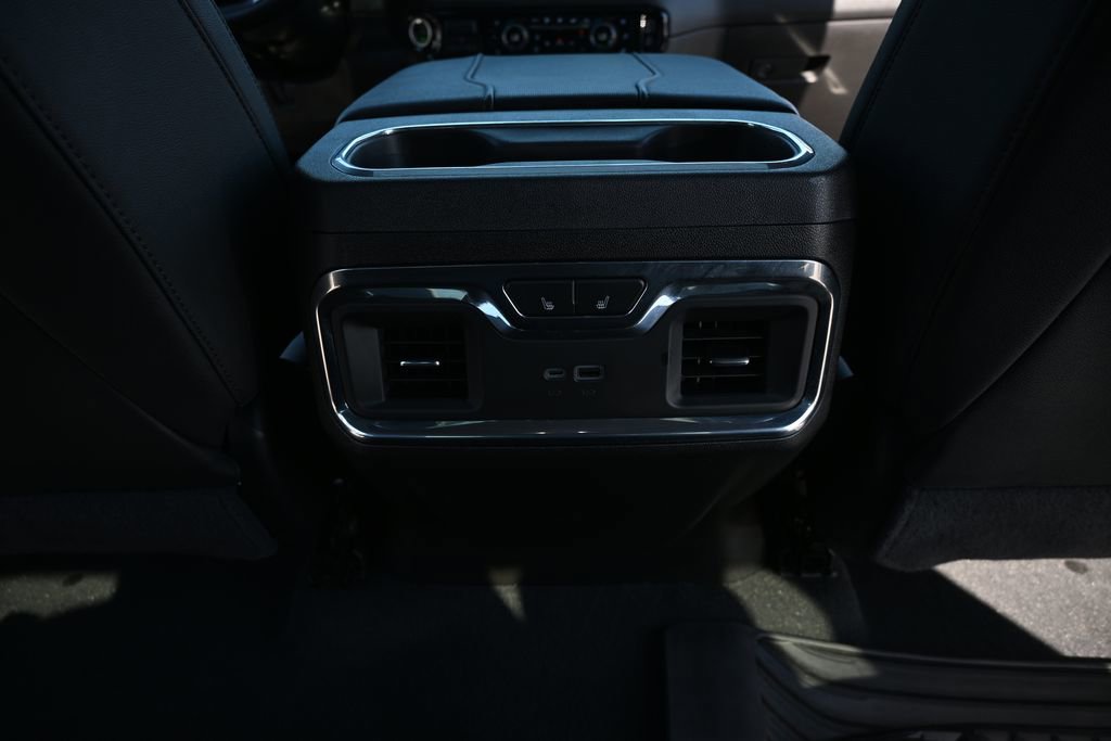 Used 2024 Chevrolet Silverado 2500 LTZ w/ LTZ Plus Package image 18