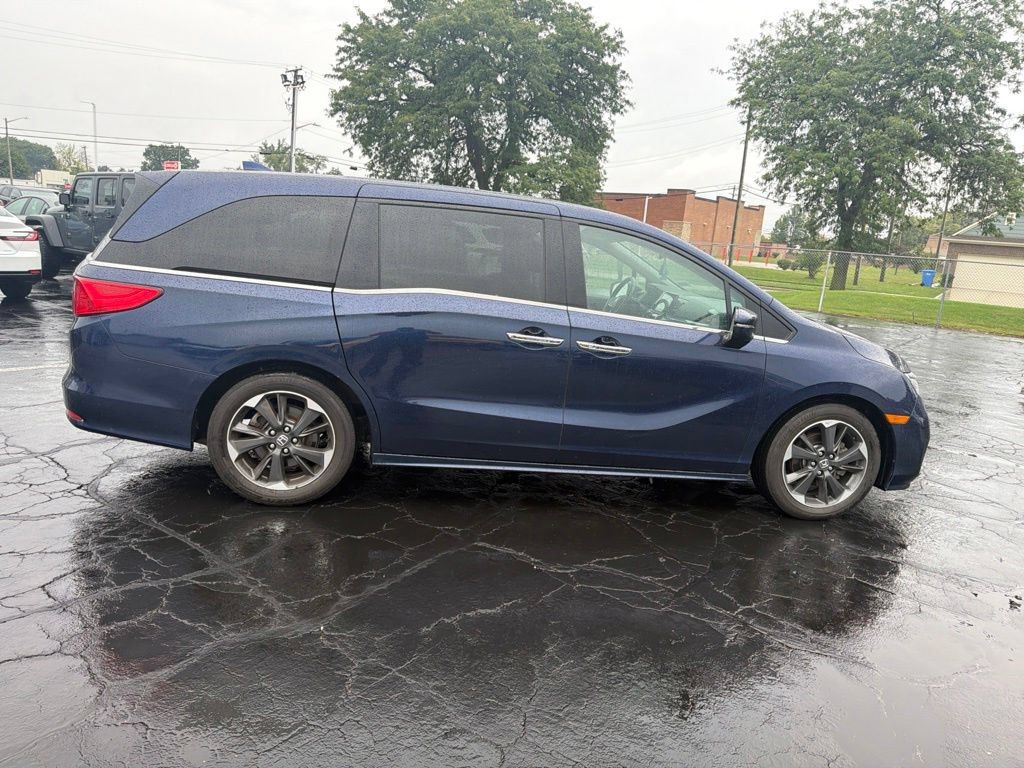 Used 2023 Honda Odyssey Elite image 5