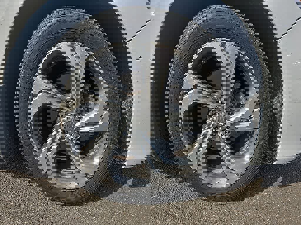 Used 2018 Honda Accord EX image 9