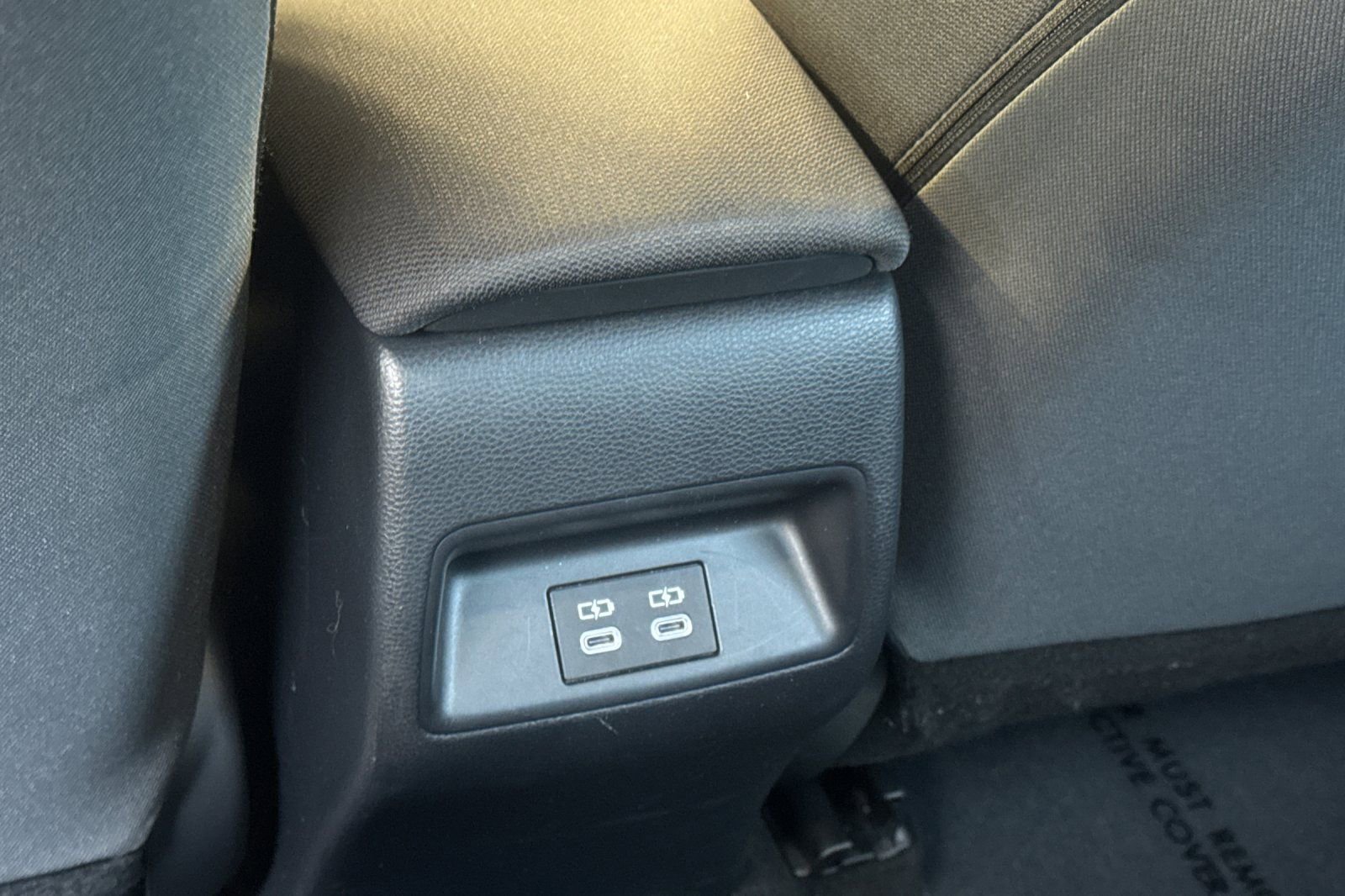 Used 2024 Toyota Corolla LE w/ LE Convenience Package FWD image 17