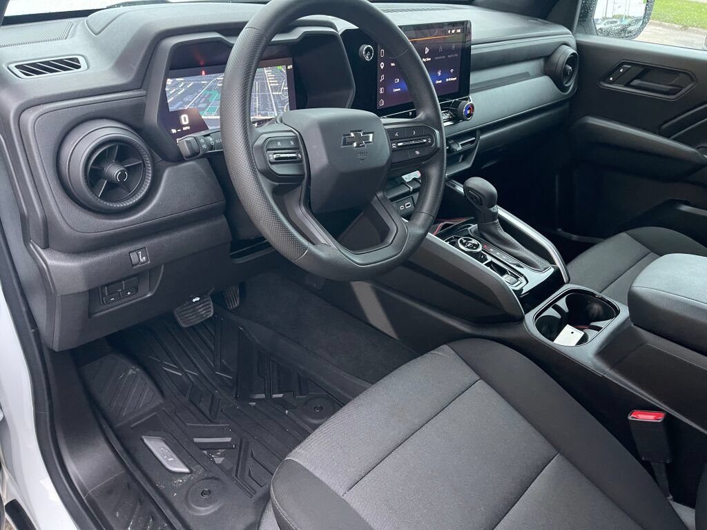 Used 2026 Chevrolet Colorado Trail Boss AWD/4WD image 5