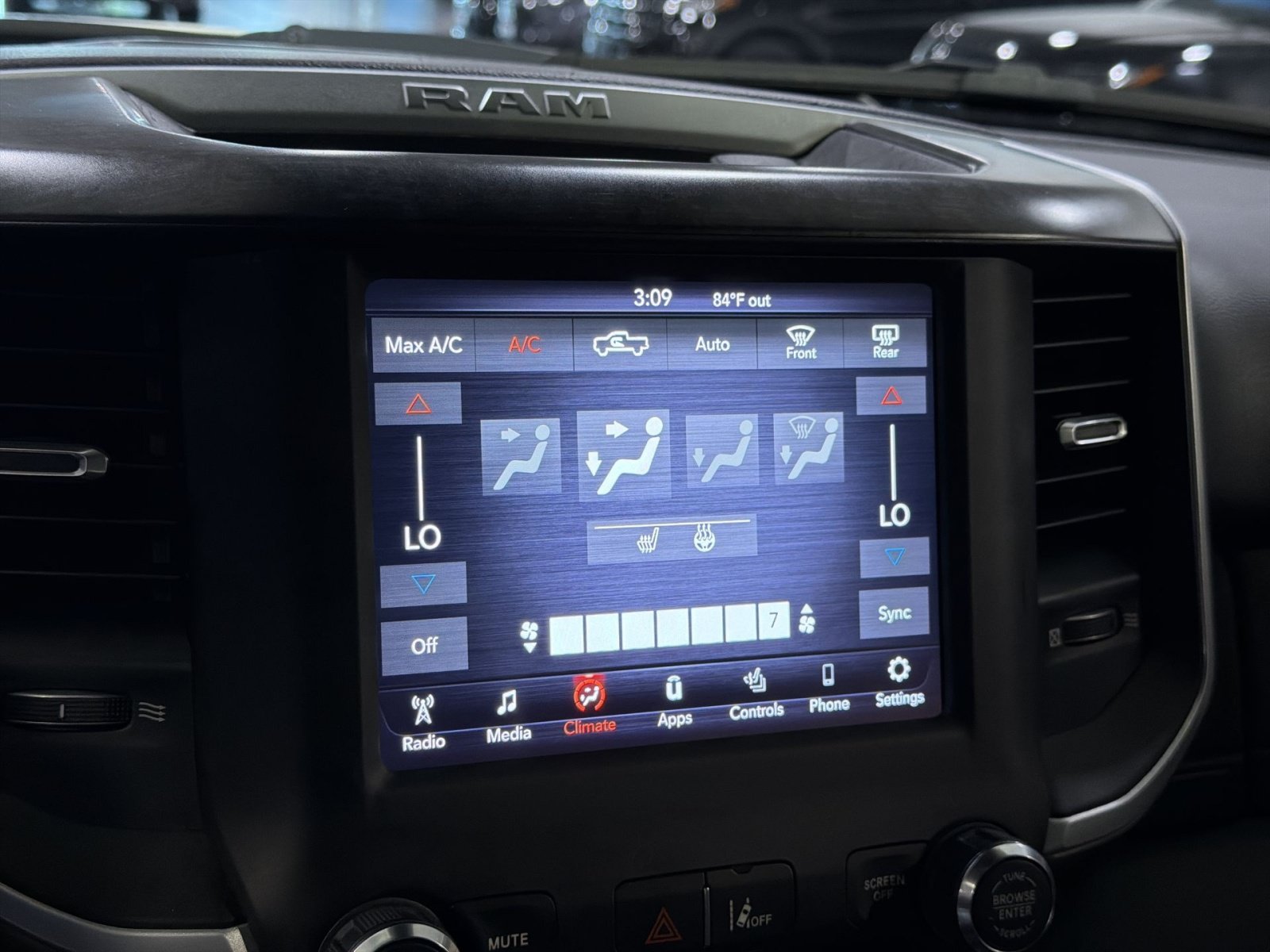 Used 2021 RAM 1500 Big Horn AWD/4WD image 21