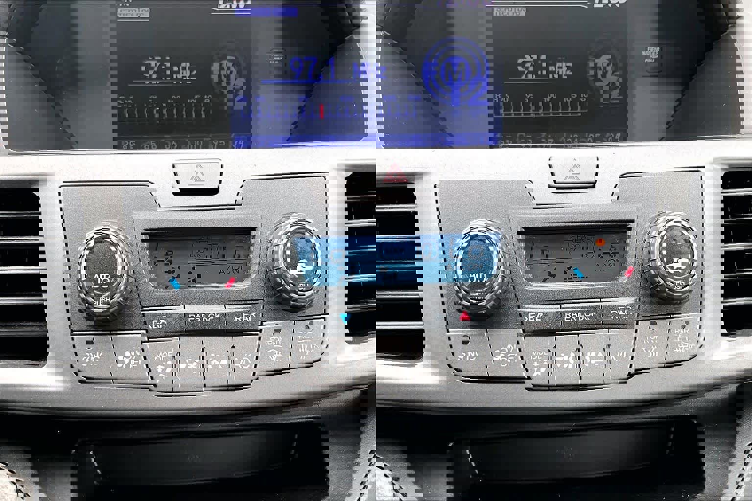 Used 2013 Honda Odyssey EX image 32