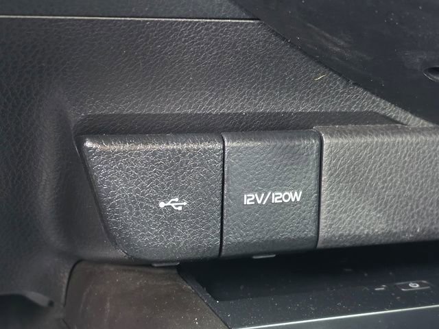 Used 2022 Toyota Camry SE w/ Audio Upgrade Package FWD image 26