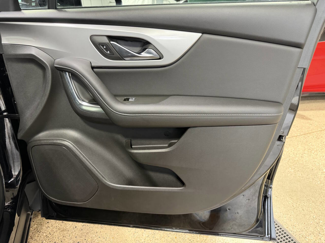 Used 2024 Chevrolet Blazer LT w/ Midnight/Sport Edition image 35