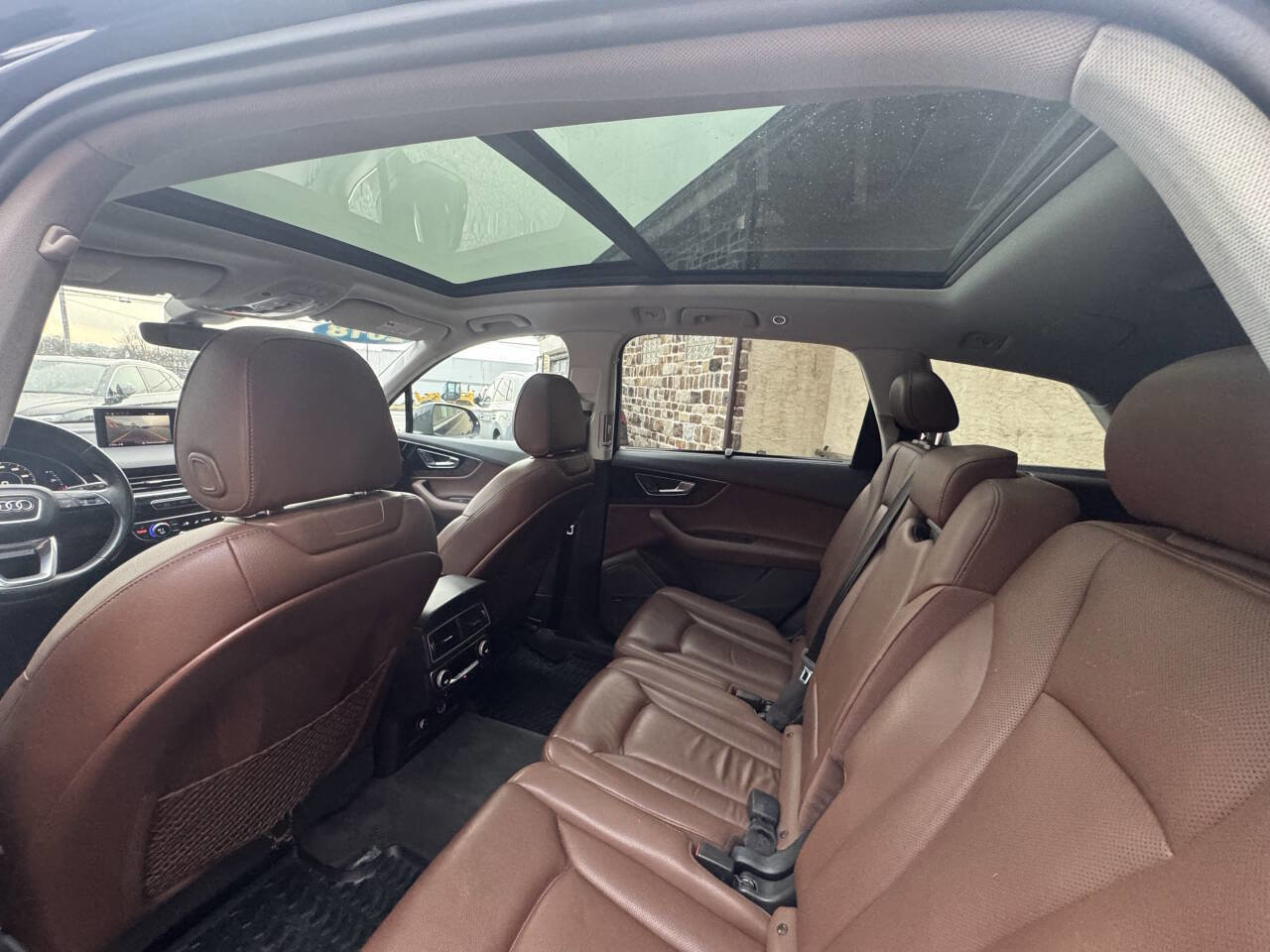 Used 2018 Audi Q7 3.0T Prestige w/ Prestige Package AWD/4WD image 17