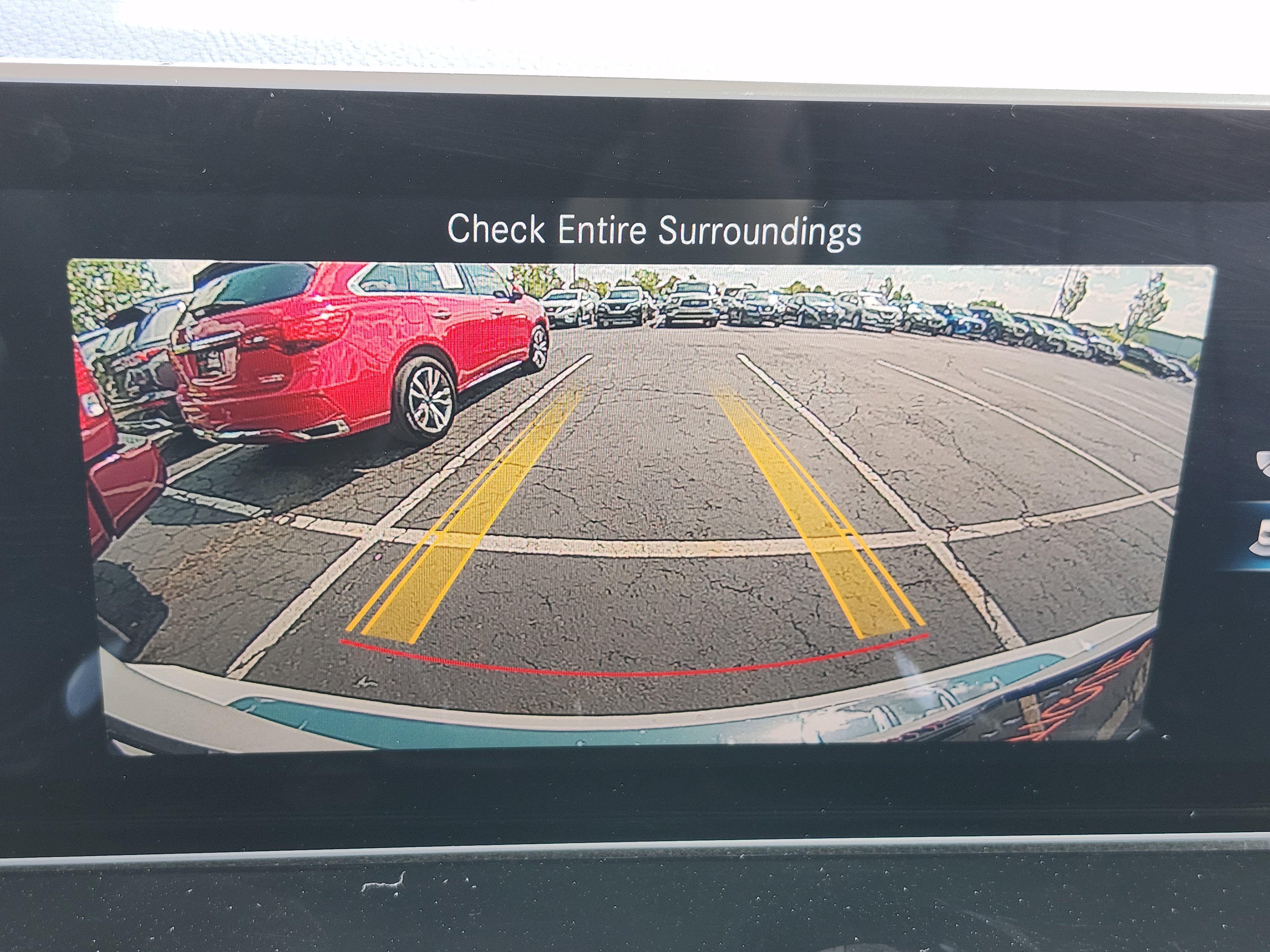 Used 2020 Mercedes-Benz GLB 250 4MATIC w/ Premium Package image 2