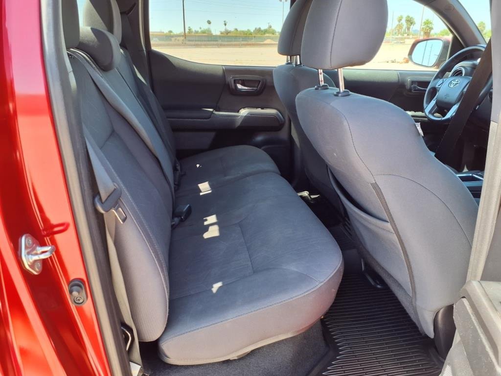 Used 2019 Toyota Tacoma TRD Sport image 14