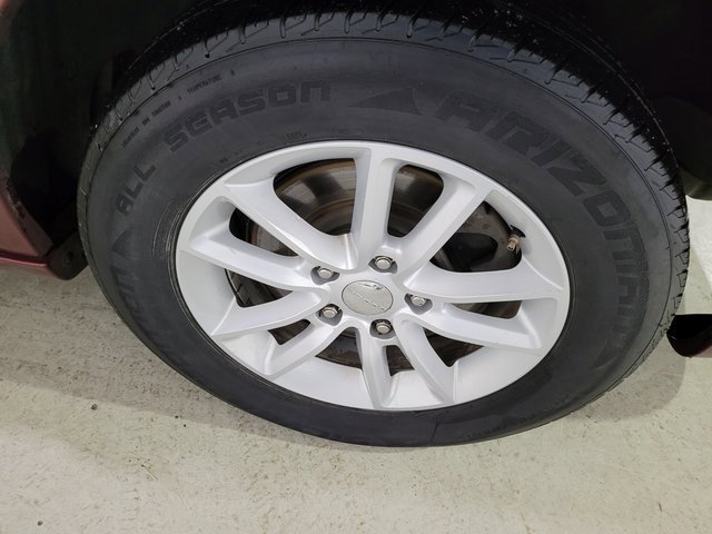 Used 2019 Dodge Grand Caravan SXT image 24