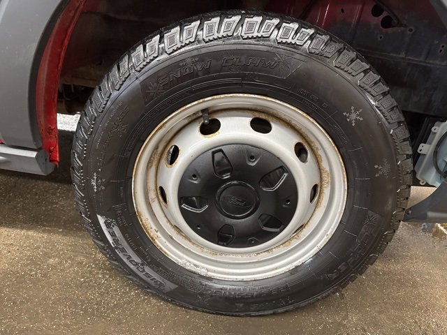 Used 2017 Ford Transit 350 XL image 9