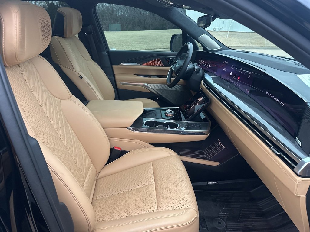 Used 2025 Cadillac Escalade IQ Sport 2 image 55