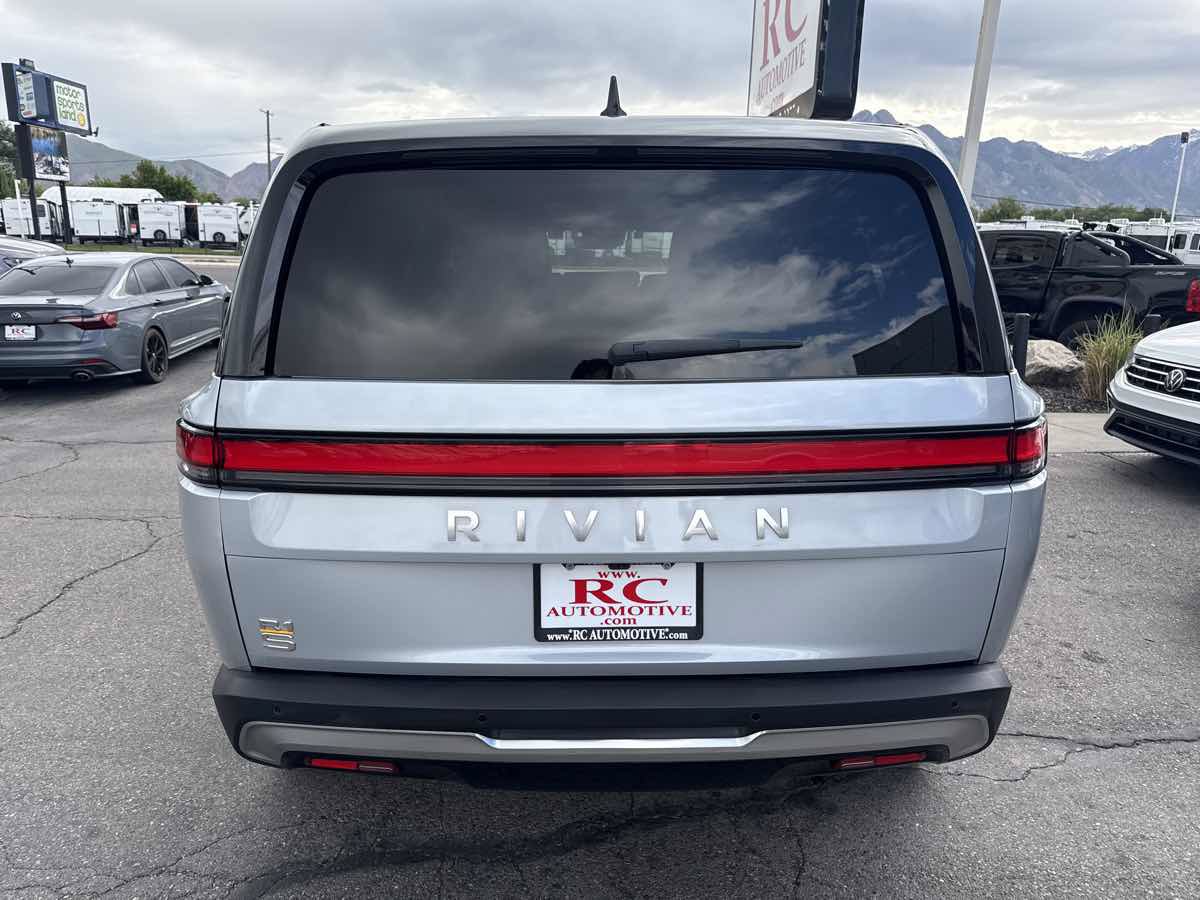 Used 2022 Rivian R1S Launch Edition Quad AWD/4WD image 6