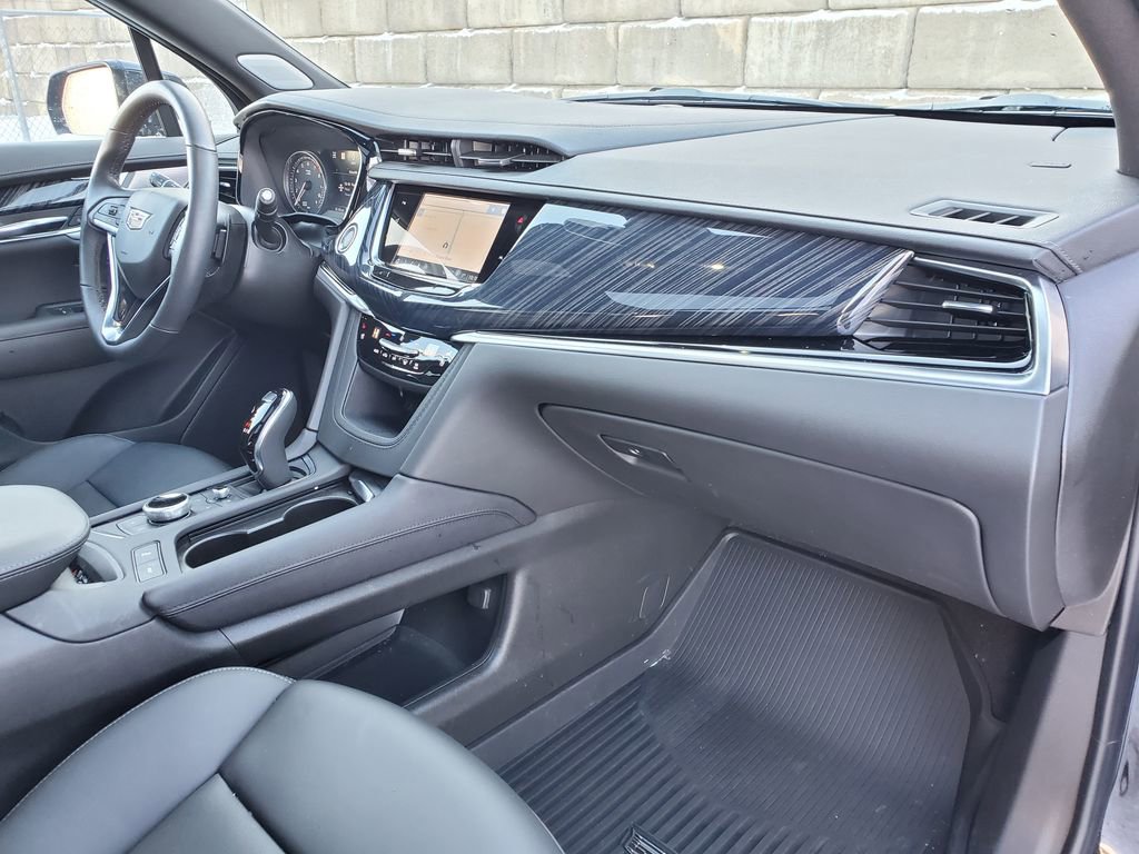 Certified 2024 Cadillac XT6 Premium Luxury w/ Technology Package image 39