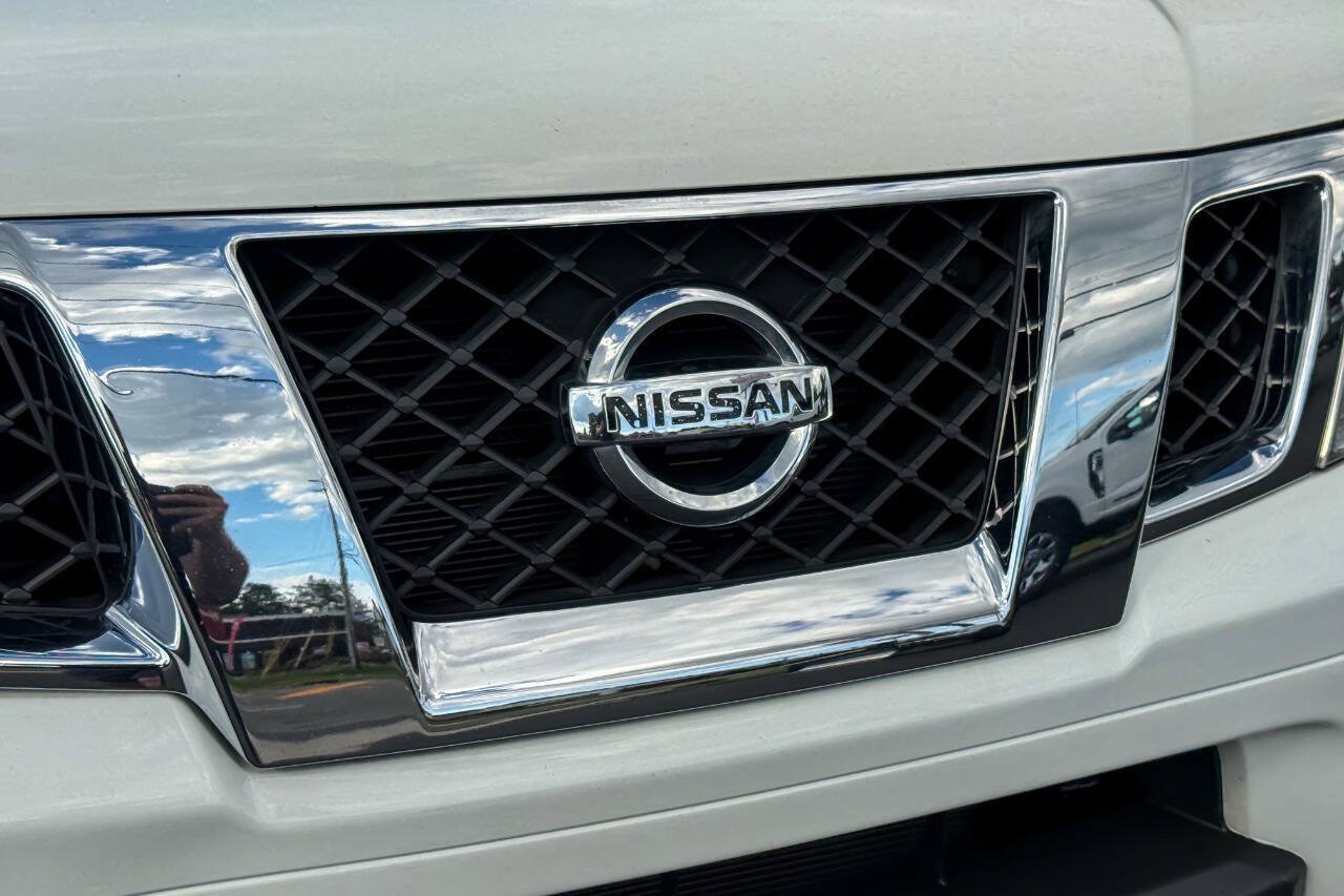 Used 2021 Nissan Frontier SV AWD/4WD image 10
