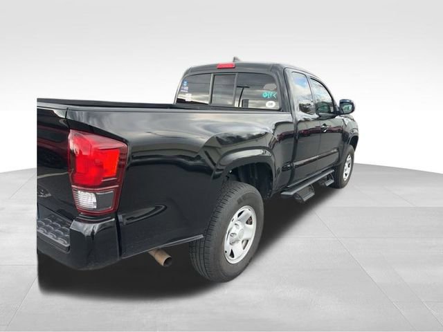 Used 2023 Toyota Tacoma SR image 7