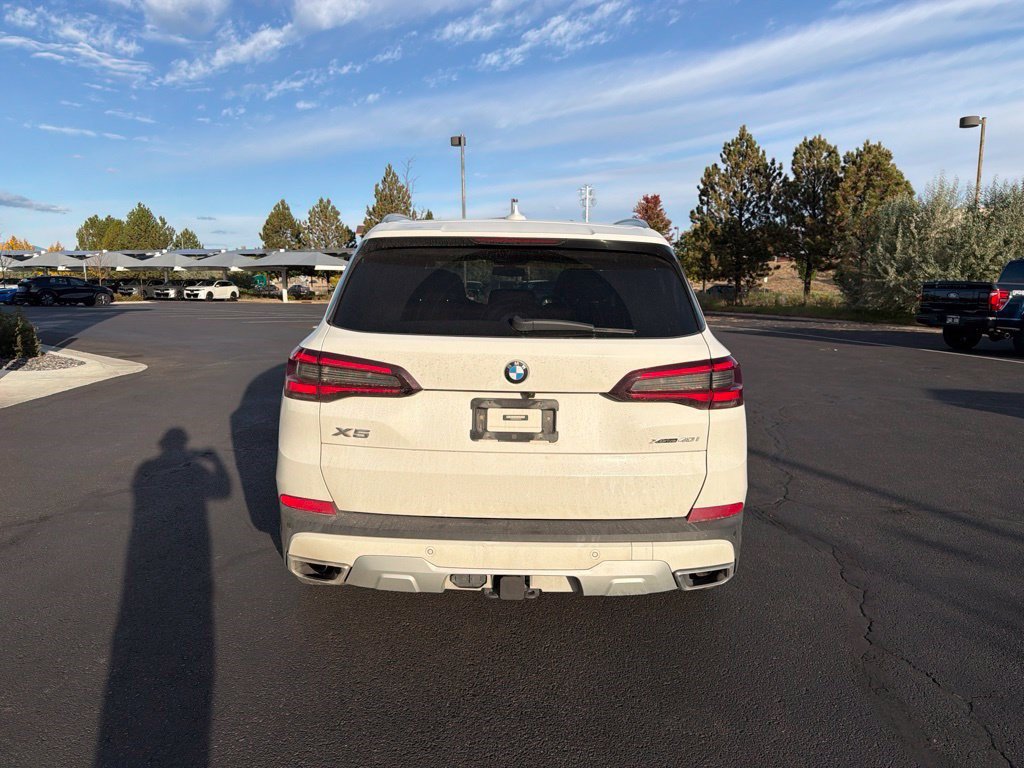 Used 2022 BMW X5 xDrive40i AWD/4WD image 4