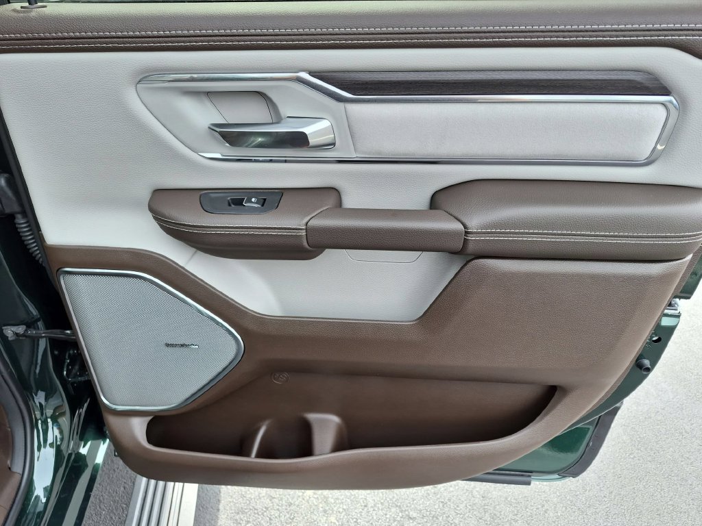 New 2027 RAM 1500 Laramie AWD/4WD image 29