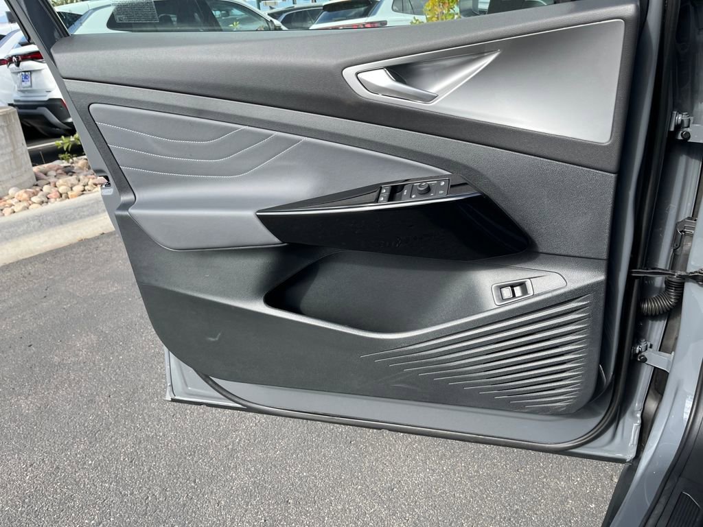New 2025 Volkswagen ID.4 Pro S image 19
