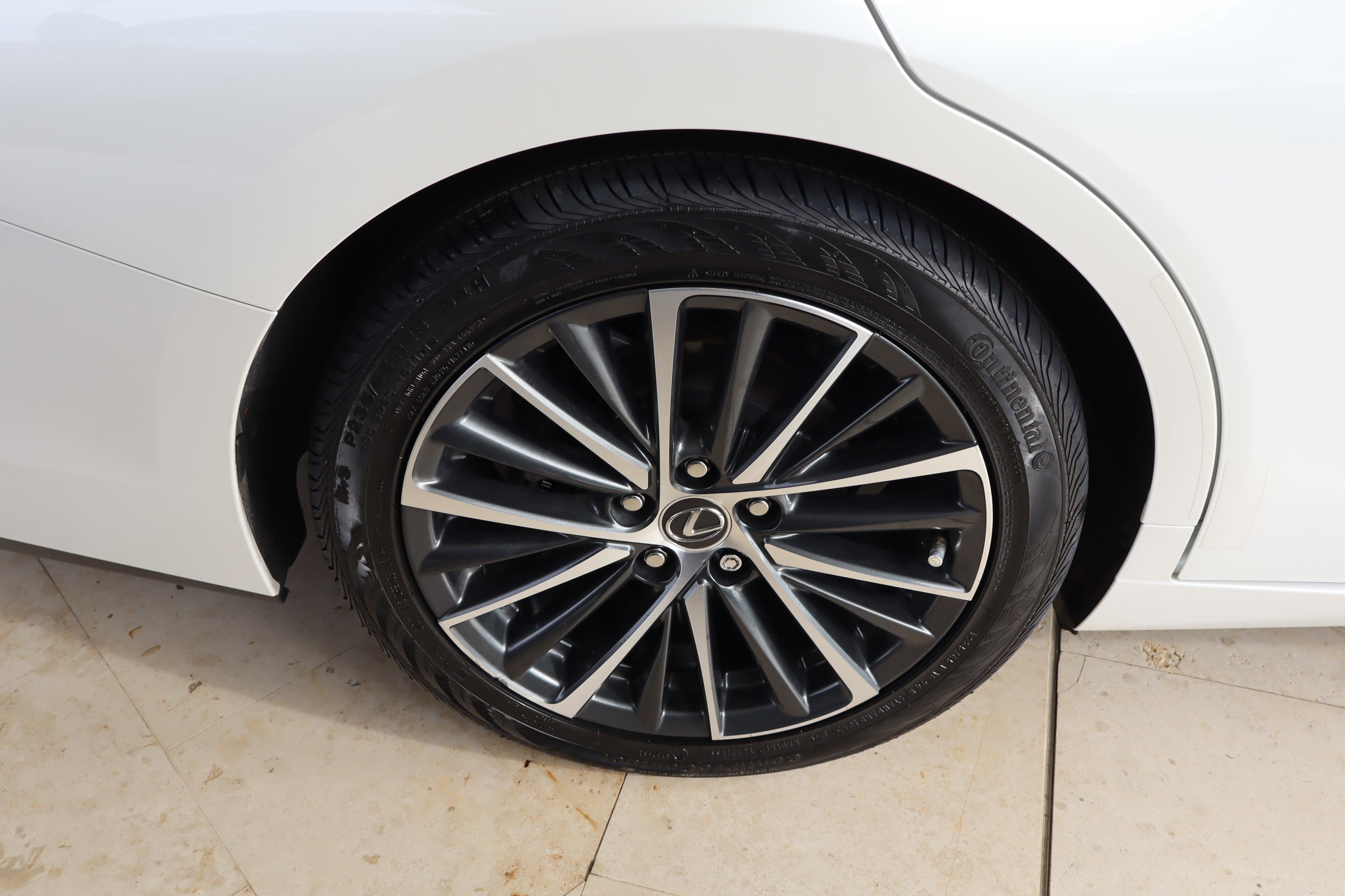 Used 2022 Lexus ES 350 w/ Premium Package image 37