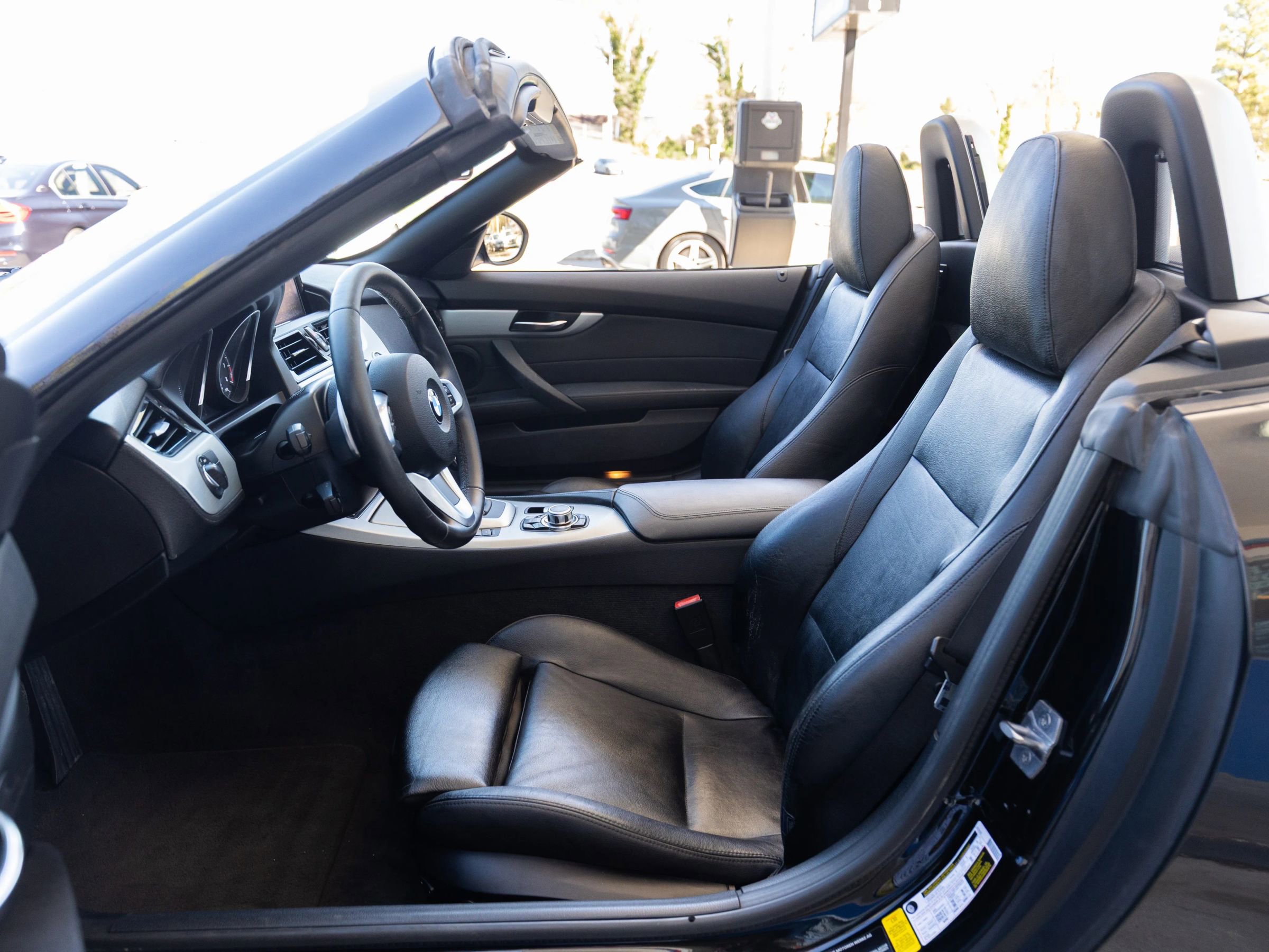 Used 2016 BMW Z4 sDrive28i RWD image 21