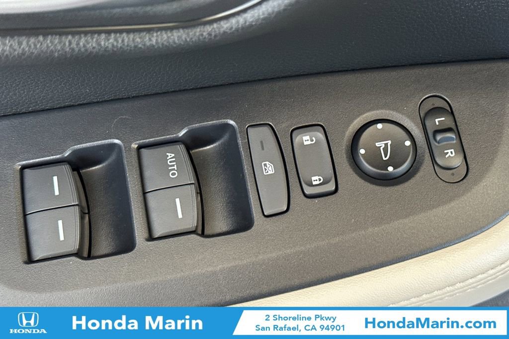 Used 2025 Honda HR-V LX image 14