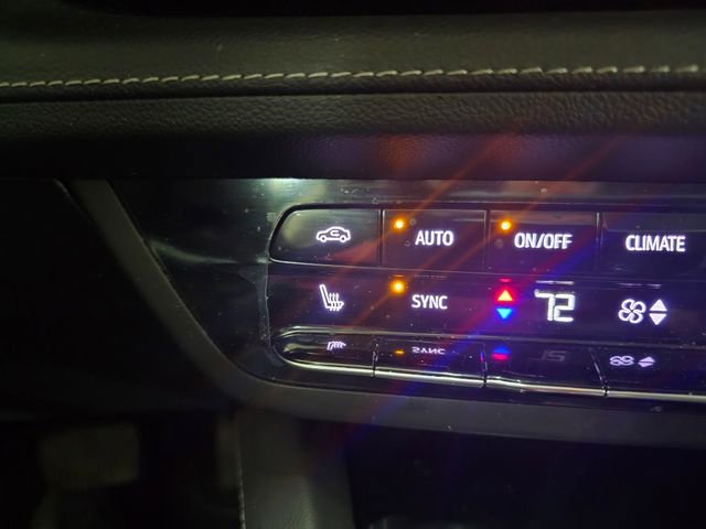Used 2023 Buick Envision Essence FWD image 11