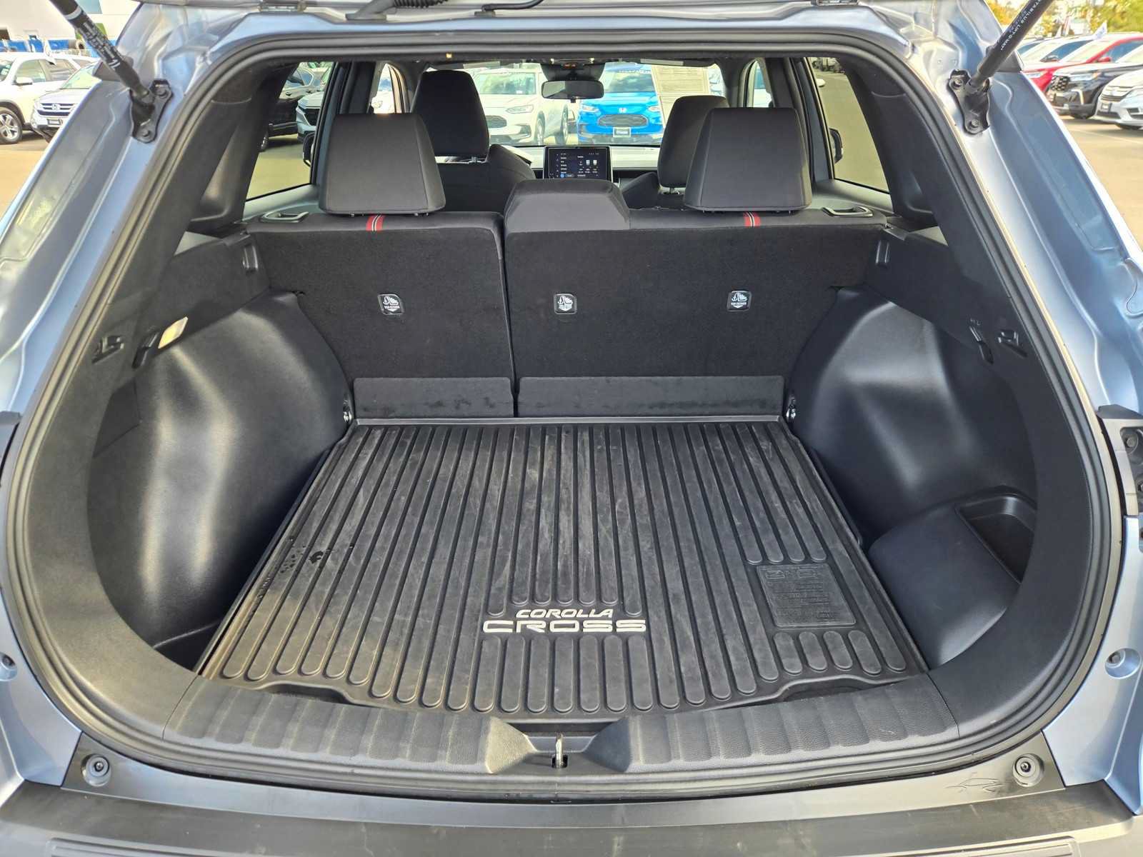 Used 2024 Toyota Corolla Cross AWD Hybrid image 27