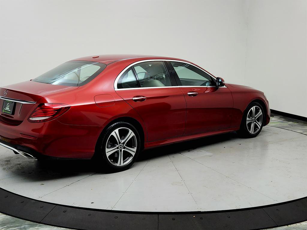 Used 2019 Mercedes-Benz E 300 image 5