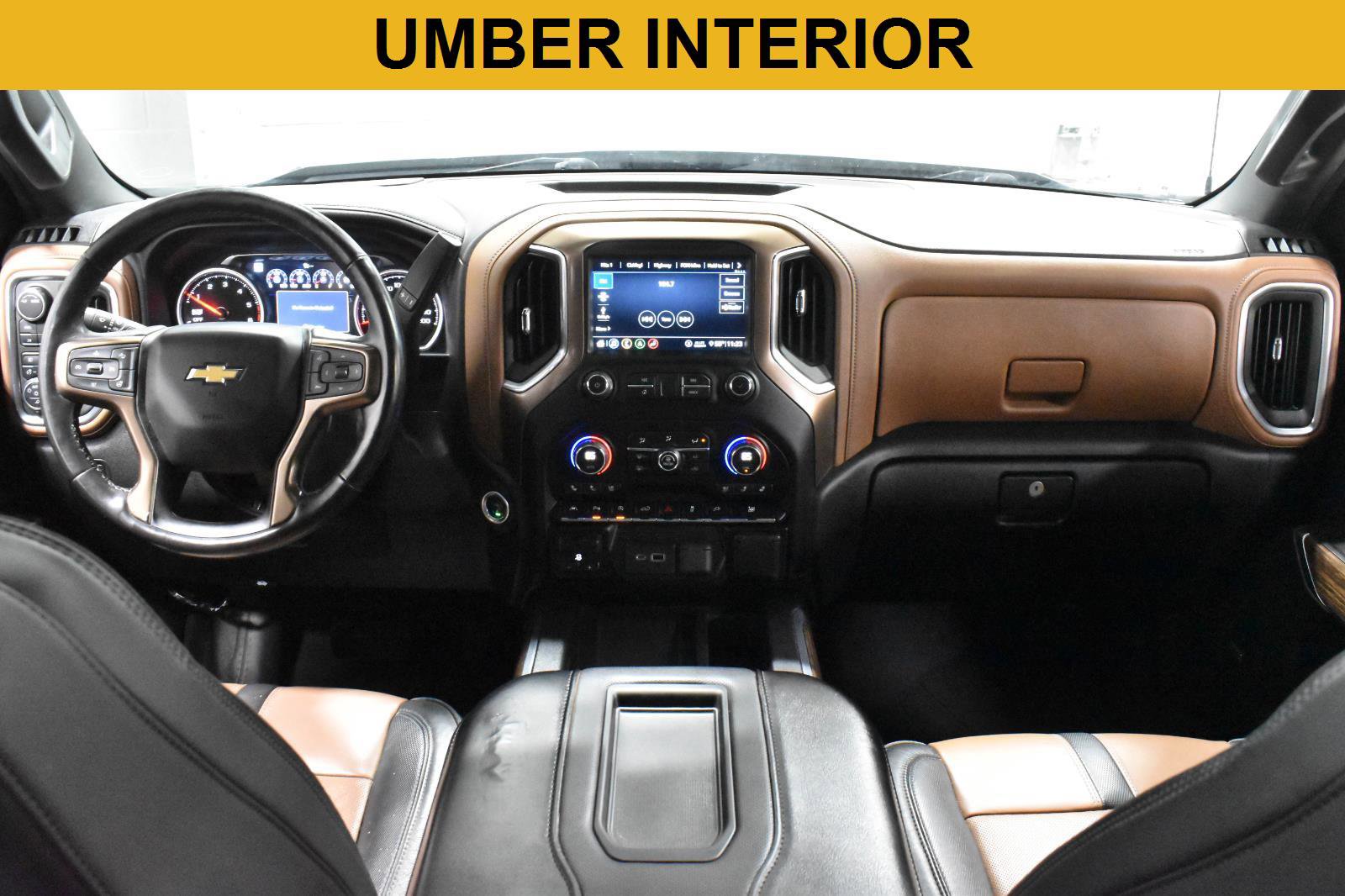 Used 2020 Chevrolet Silverado 1500 High Country image 2