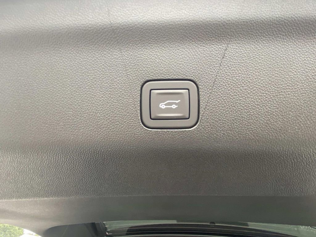 New 2026 Chevrolet Suburban Premier w/ Sun And Tow Package image 13