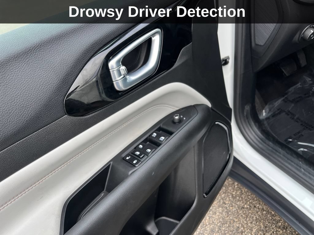 Used 2026 Jeep Compass Limited AWD/4WD image 15
