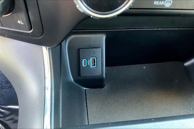 Used 2024 Ford F150 XLT w/ Mobile Office Package image 34