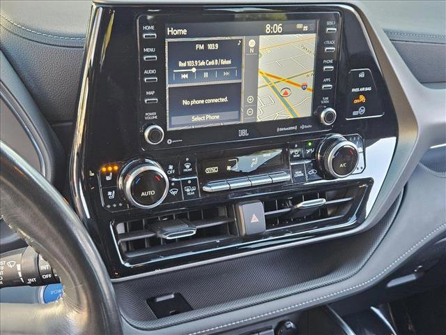 Used 2021 Toyota Highlander Limited image 15