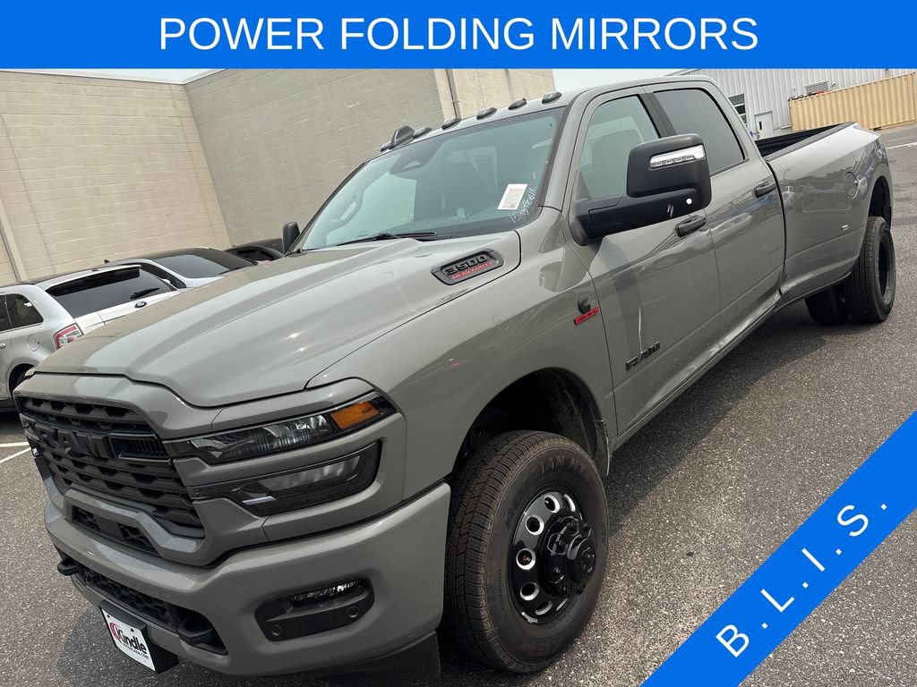 New 2026 RAM 3500 Big Horn AWD/4WD image 4