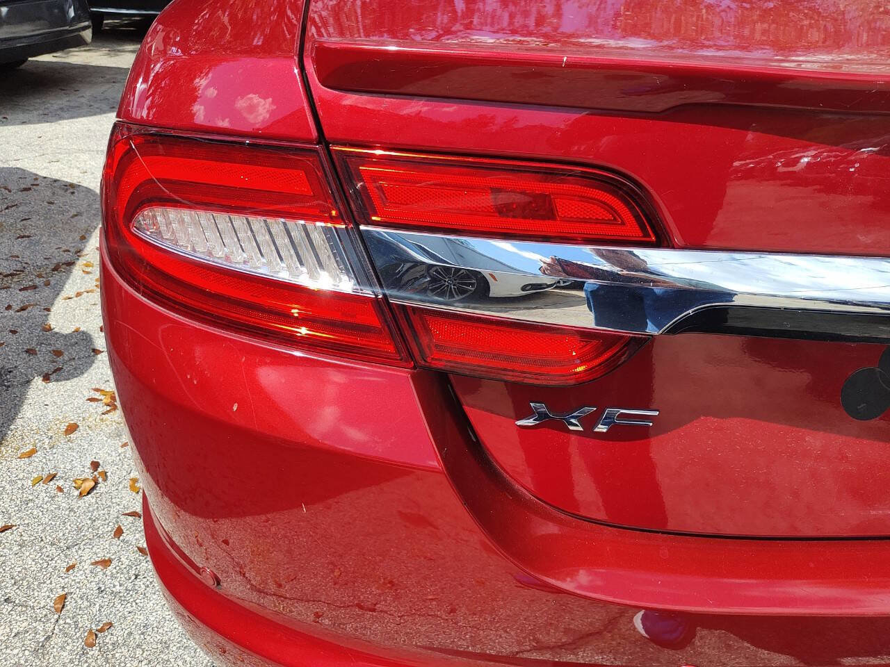 Used 2014 Jaguar XF 3.0 RWD image 25