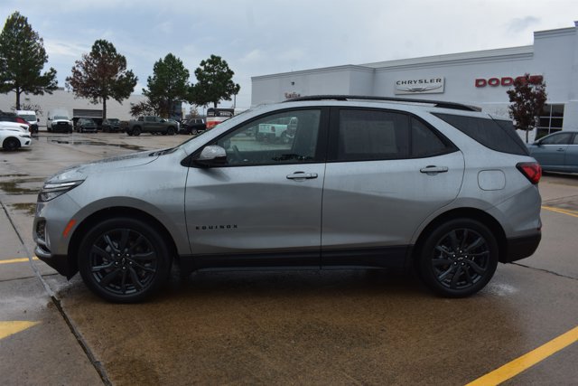 Used 2023 Chevrolet Equinox RS image 9
