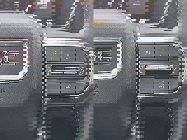 Used 2024 GMC Canyon Elevation w/ Convenience Package image 28