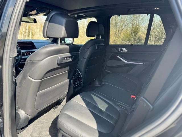 Used 2021 BMW X5 xDrive40i w/ Premium Package AWD/4WD image 13
