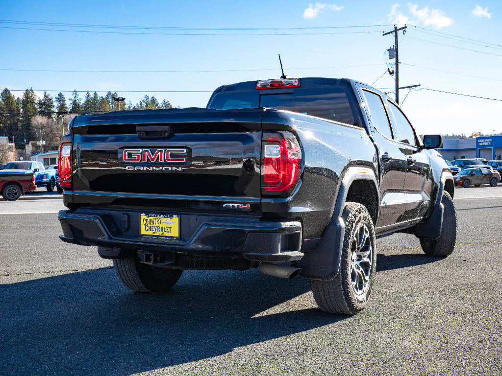 Used 2024 GMC Canyon AT4 image 32