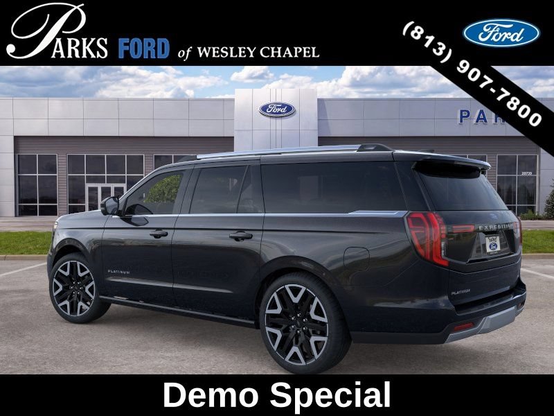 New 2026 Ford Expedition Max Platinum w/ Platinum Ultimate Package AWD/4WD image 4