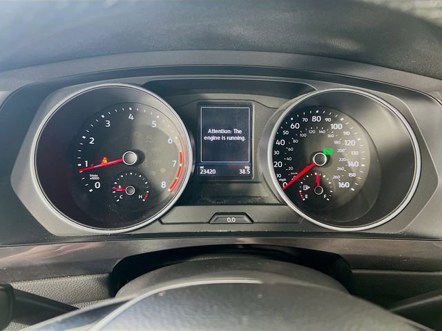 Used 2020 Volkswagen Tiguan SE w/ Panoramic Sunroof Package image 14