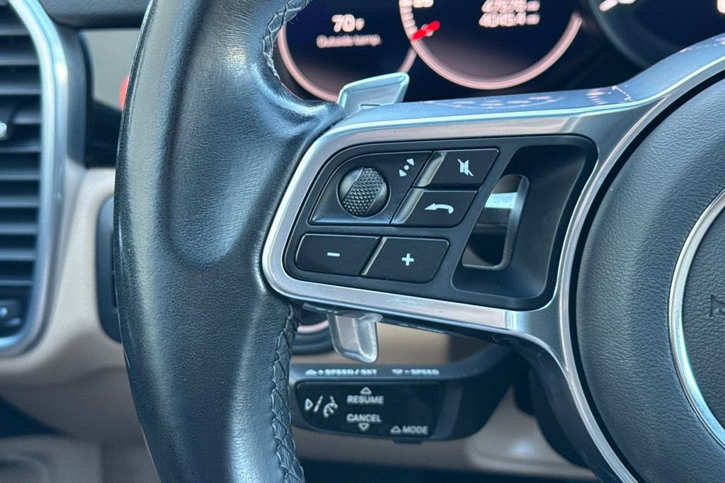 Used 2021 Porsche Cayenne Coupe image 29